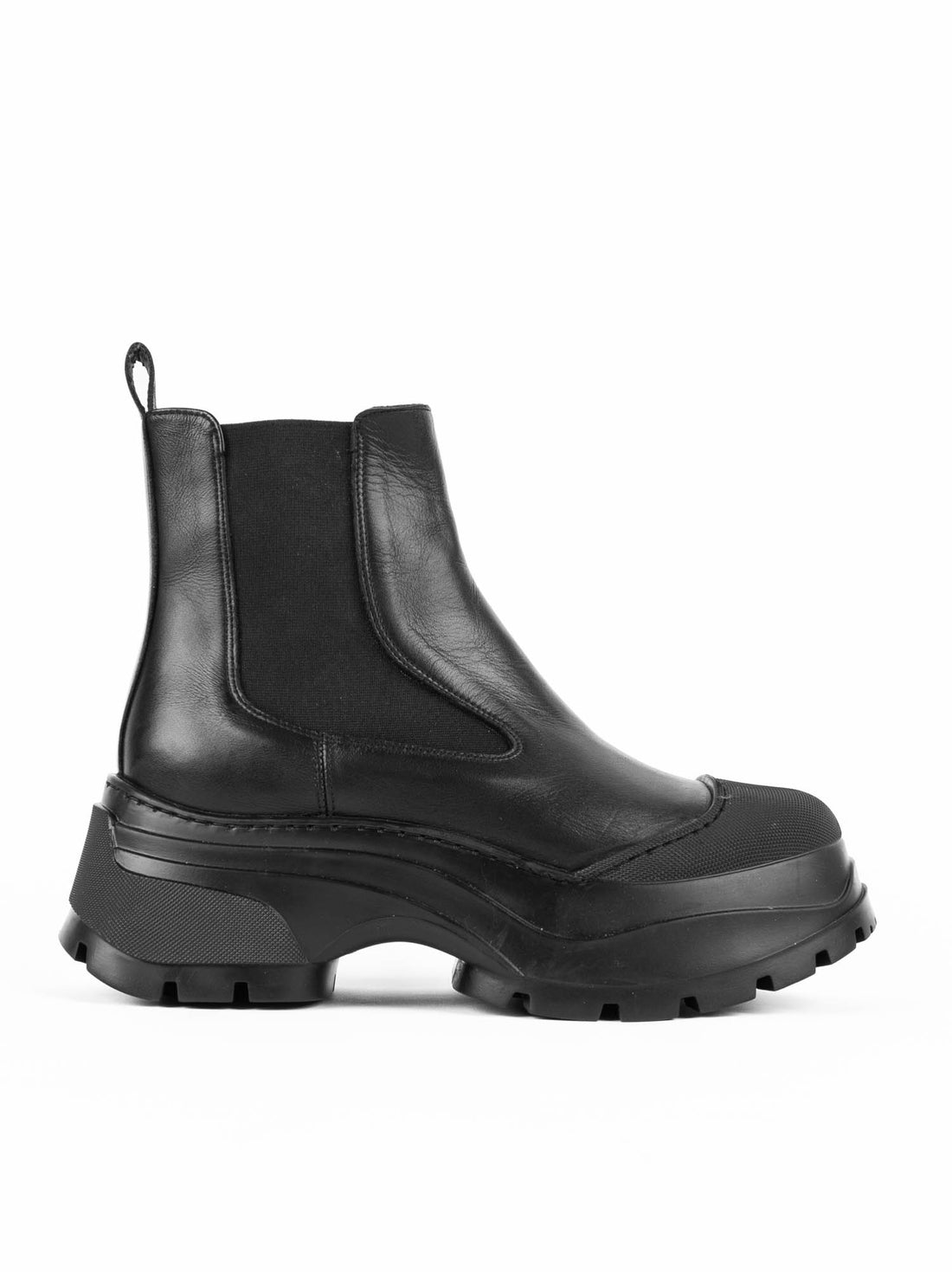 BA18 LEATHER CHELSEA ANKLE BOOTS