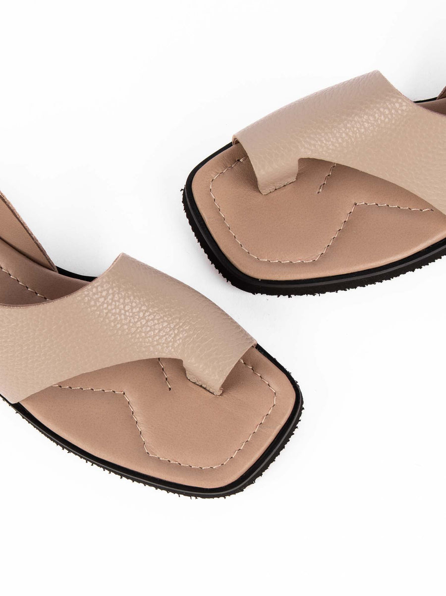 GA02 LEATHER SANDALS