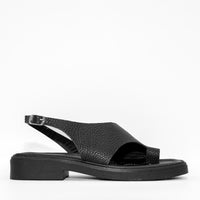 GA02 LEATHER SANDALS