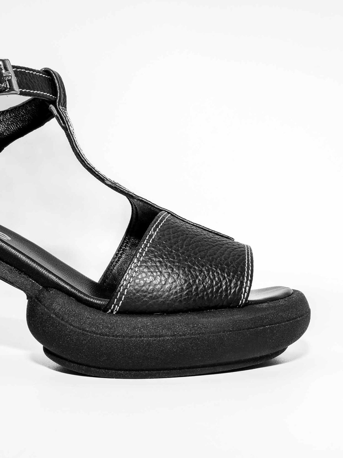 JPC03 LEATHER HEEL SANDALS