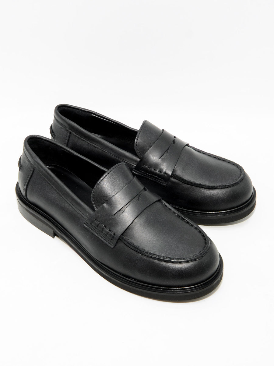 JPG30Q VINTAGE-EFFECT LEATHER LOAFERS