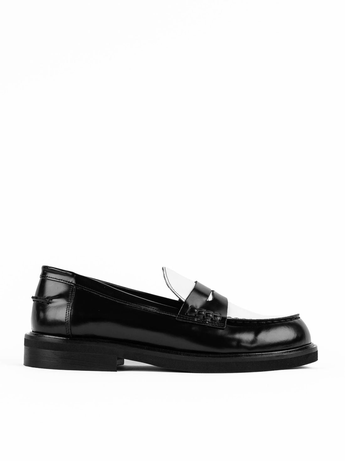 JPG30Q BRUSHED LEATHER LOAFERS