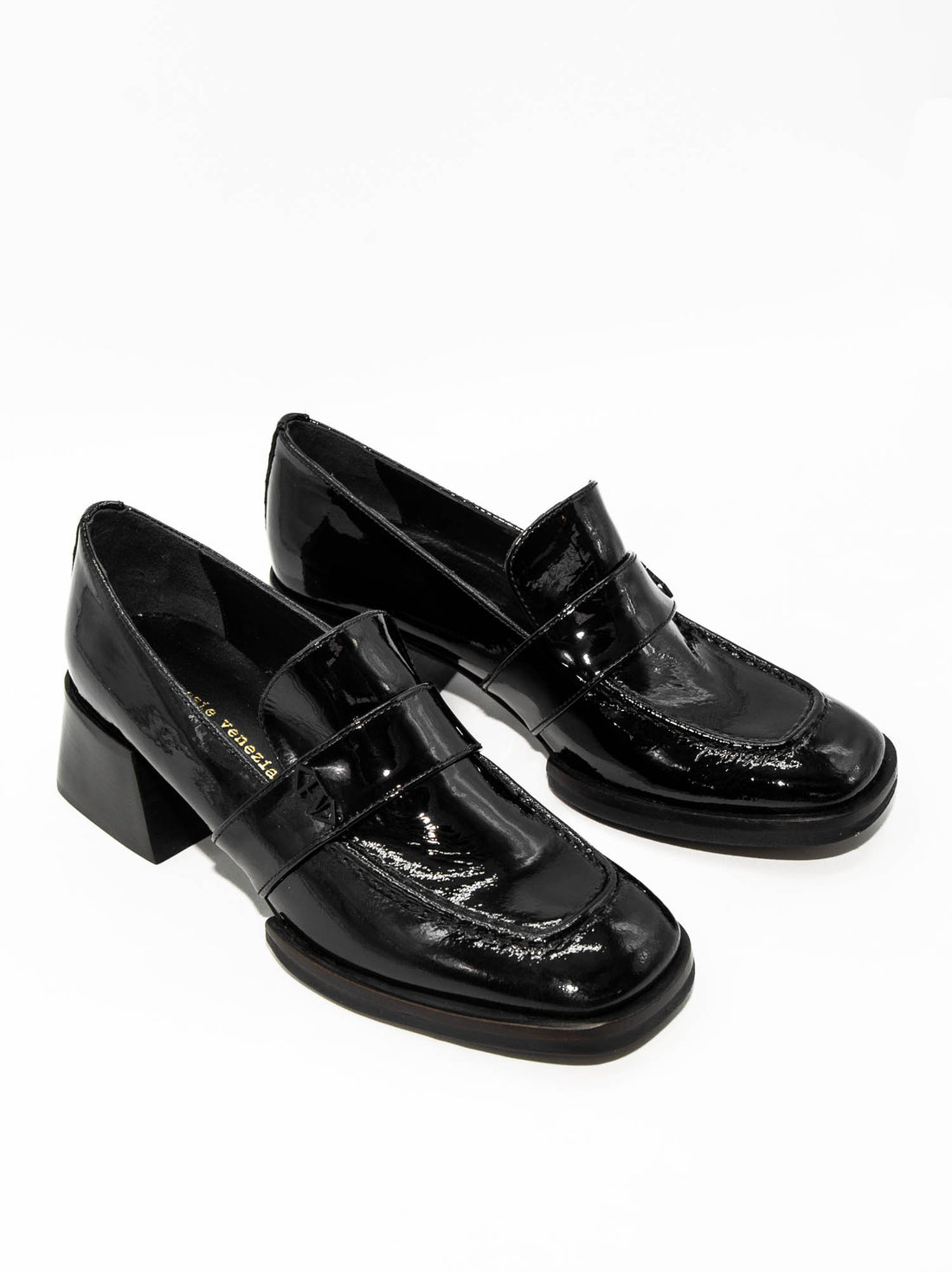 MISV06 PATENT LEATHER HEEL LOAFERS