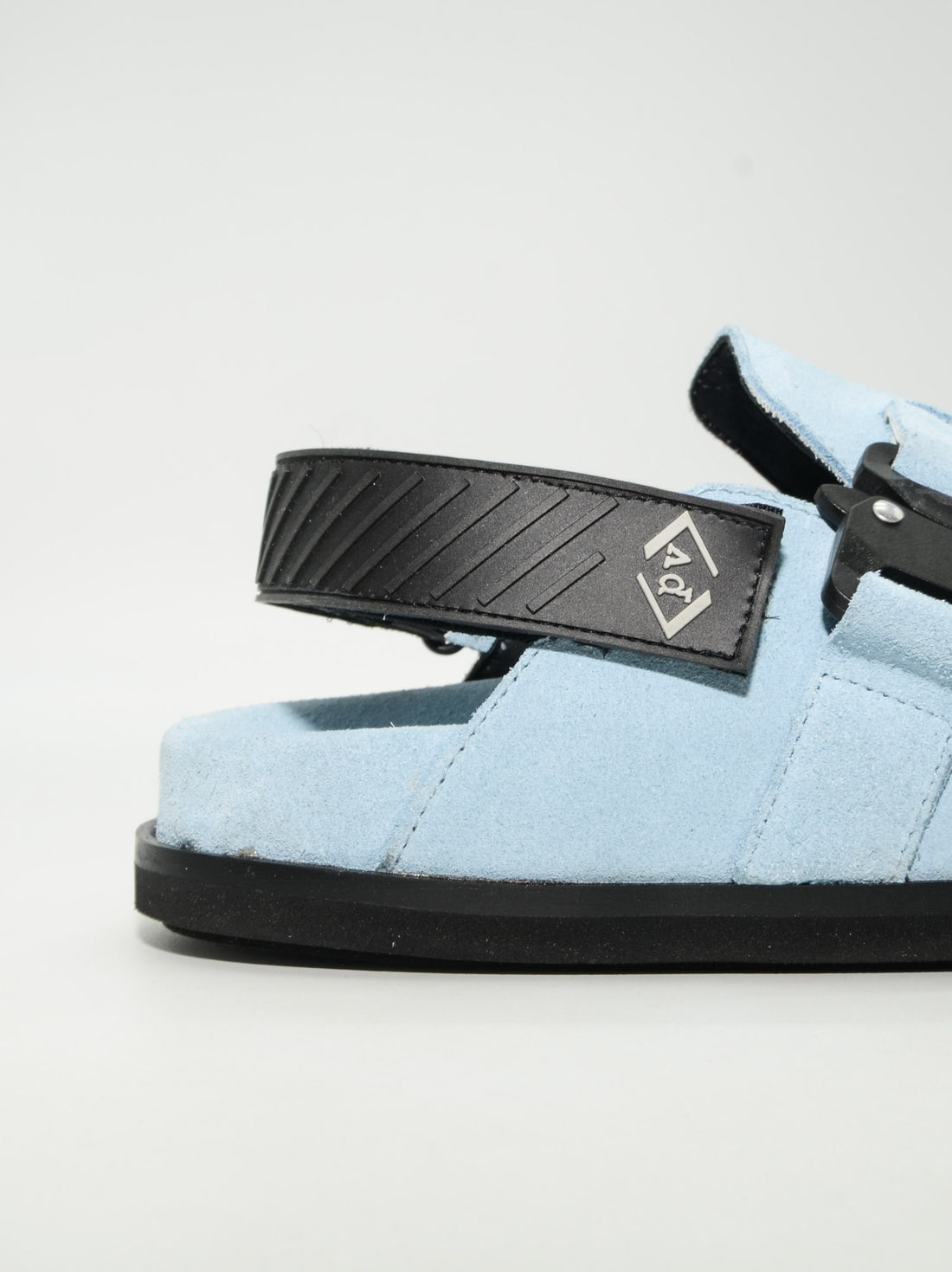 MOA01 SUEDE SANDALS