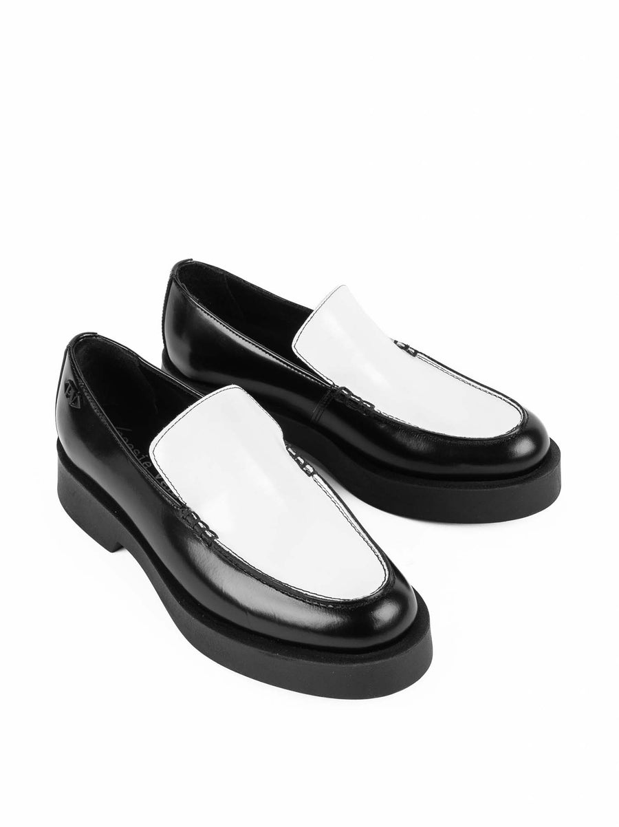 TAG1 BRUSHED LEATHER LOAFERS