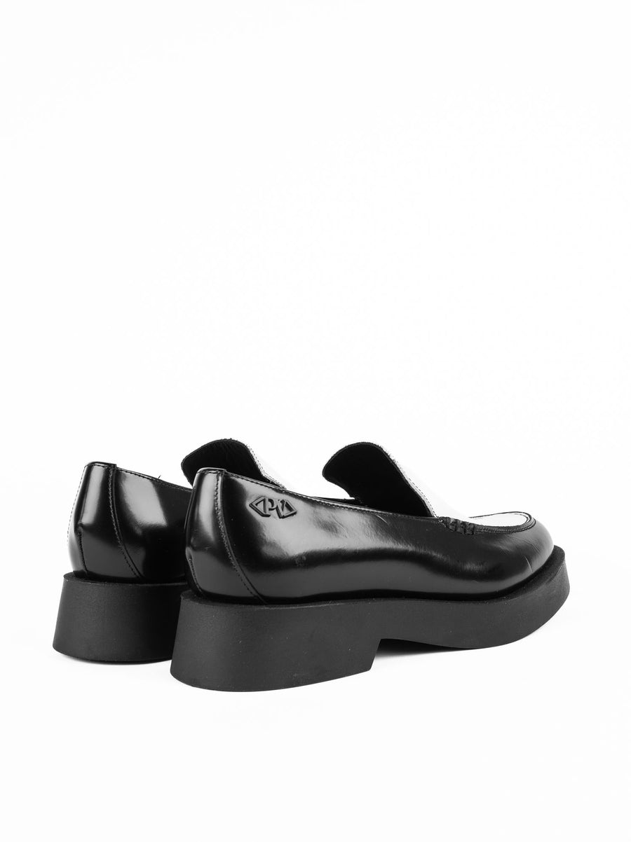 TAG1 BRUSHED LEATHER LOAFERS