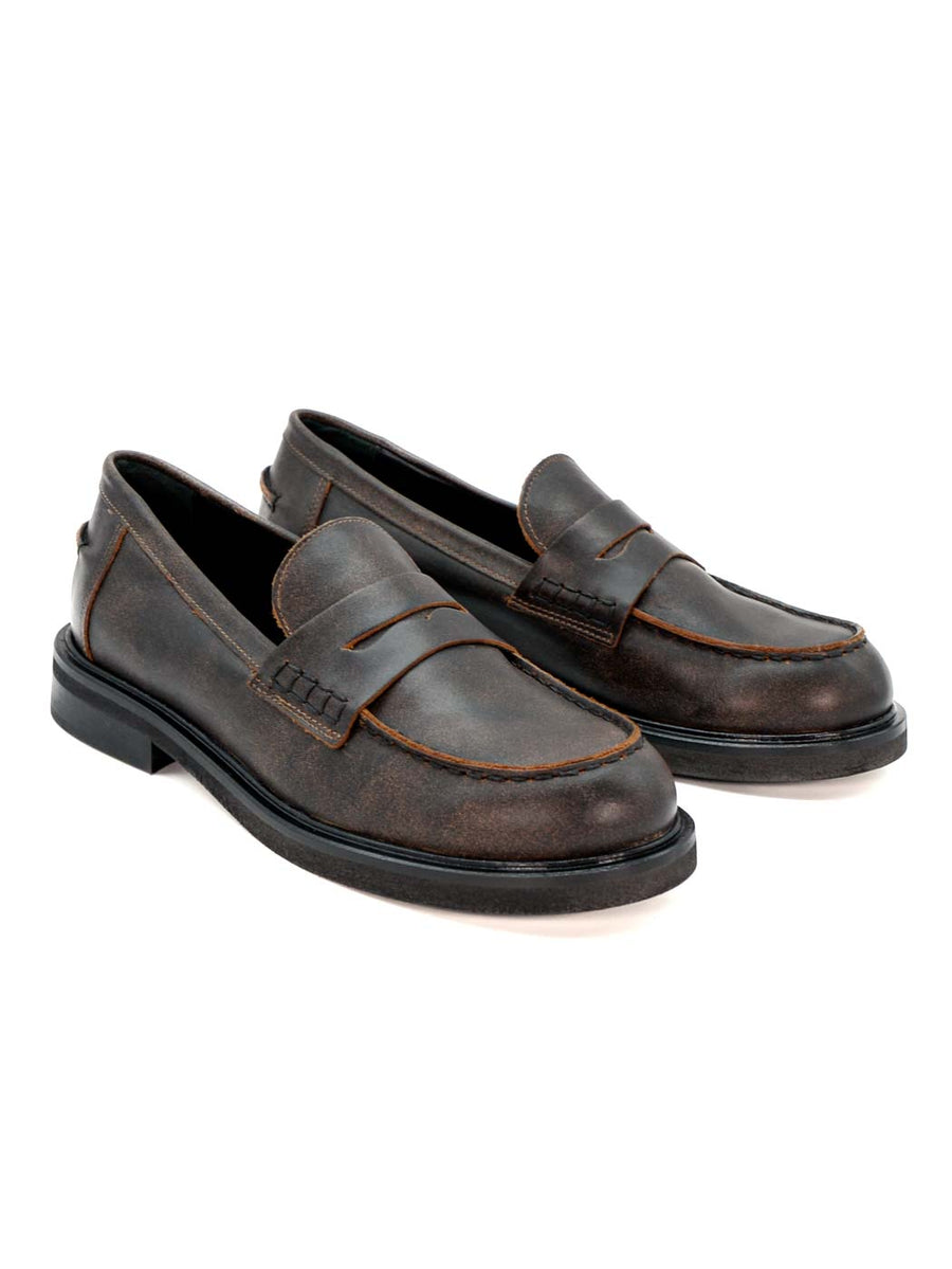 JPG30Q VINTAGE-EFFECT LEATHER LOAFERS