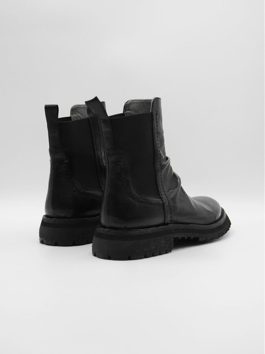 J0290U LEATHER CHELSEA ANKLE BOOTS